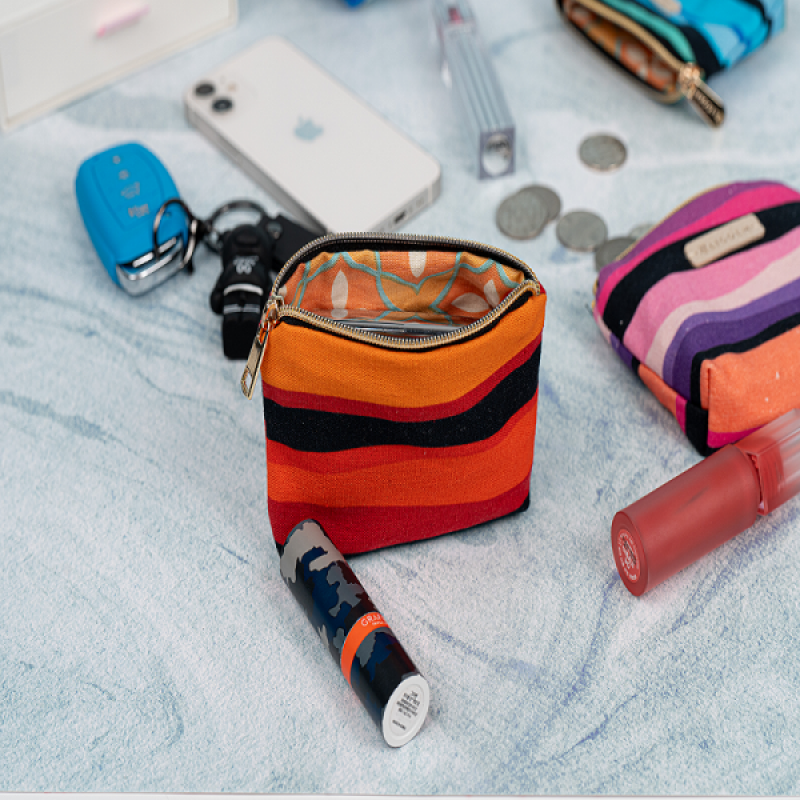 가방,클러치, 강릉자수, 핸드메이드,린넨, 파우치, 자수 클러치, 클러치, 파우치백, 리고엠, 미니 파우치, 토트백, 강릉바다의 일출, 강릉바다의 물결, 해송숲길, 경포대의 벚꽃, 여자가방, 동전지갑